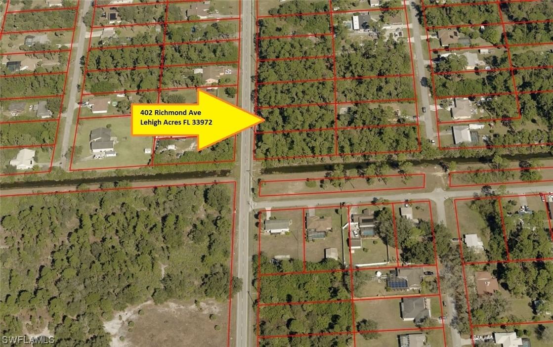 402 Richmond Avenue N, Lehigh Acres, FL 33972 photo 5