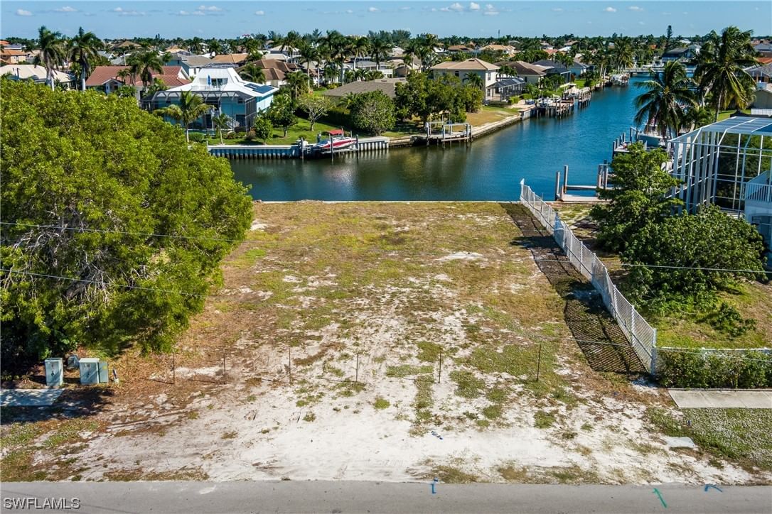 609 Spinnaker Drive, Marco Island, FL 34145 photo 3