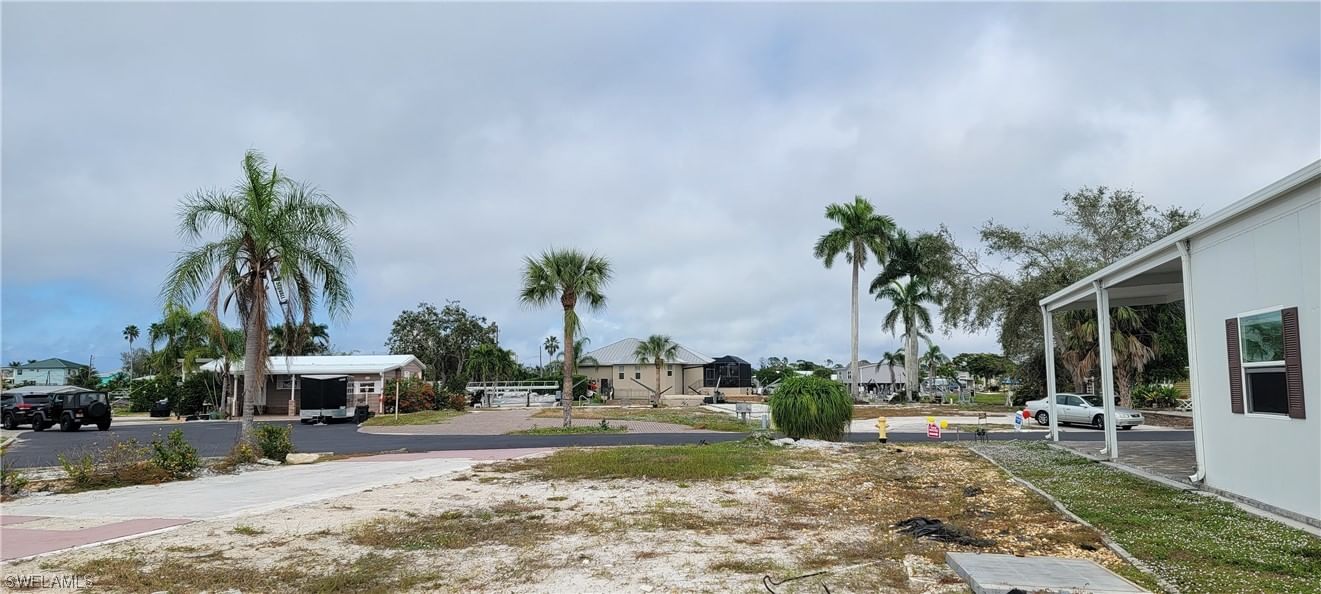 4778 Tahiti Drive, Bonita Springs, FL 34134 photo 5