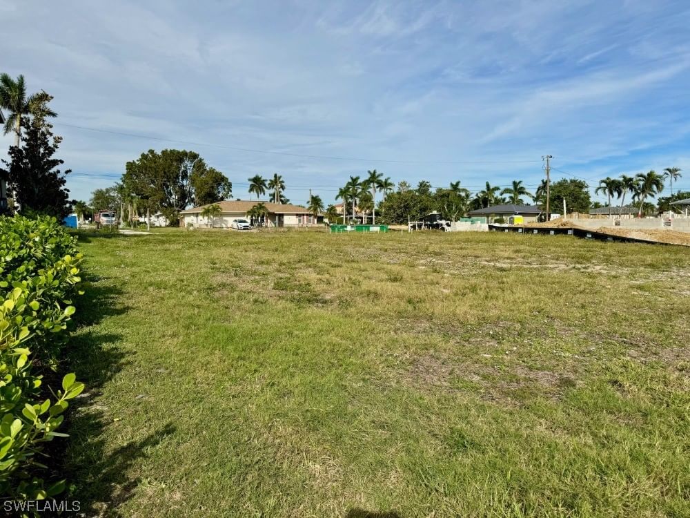 602 Coral Drive, Cape Coral, FL 33904 photo 2