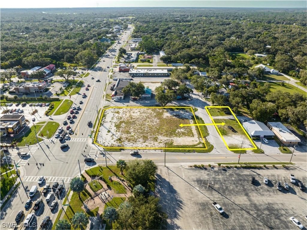 10 W Hickpochee Avenue, Labelle, FL 33935 photo 3