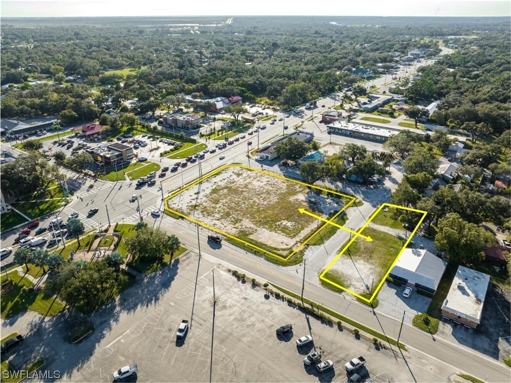 10 W Hickpochee Avenue, Labelle, FL 33935 photo 4