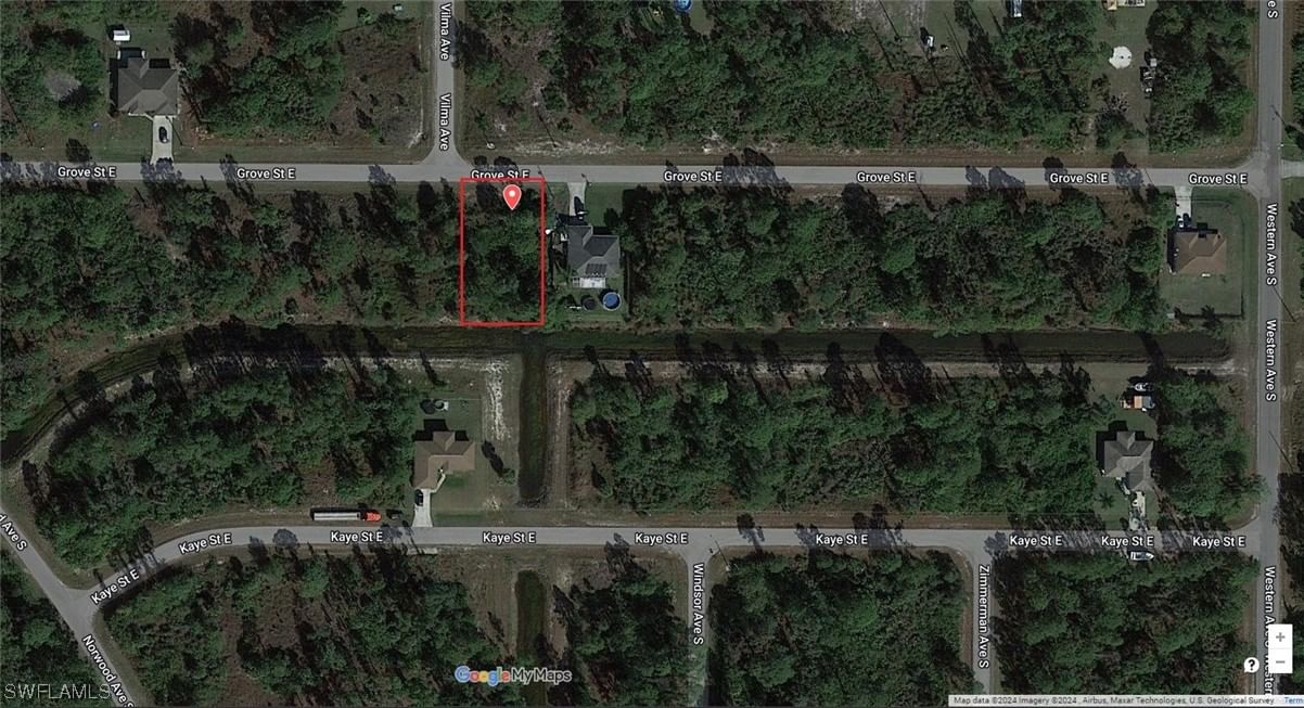 1062 Grove Street E, Lehigh Acres, FL 33974 photo 2