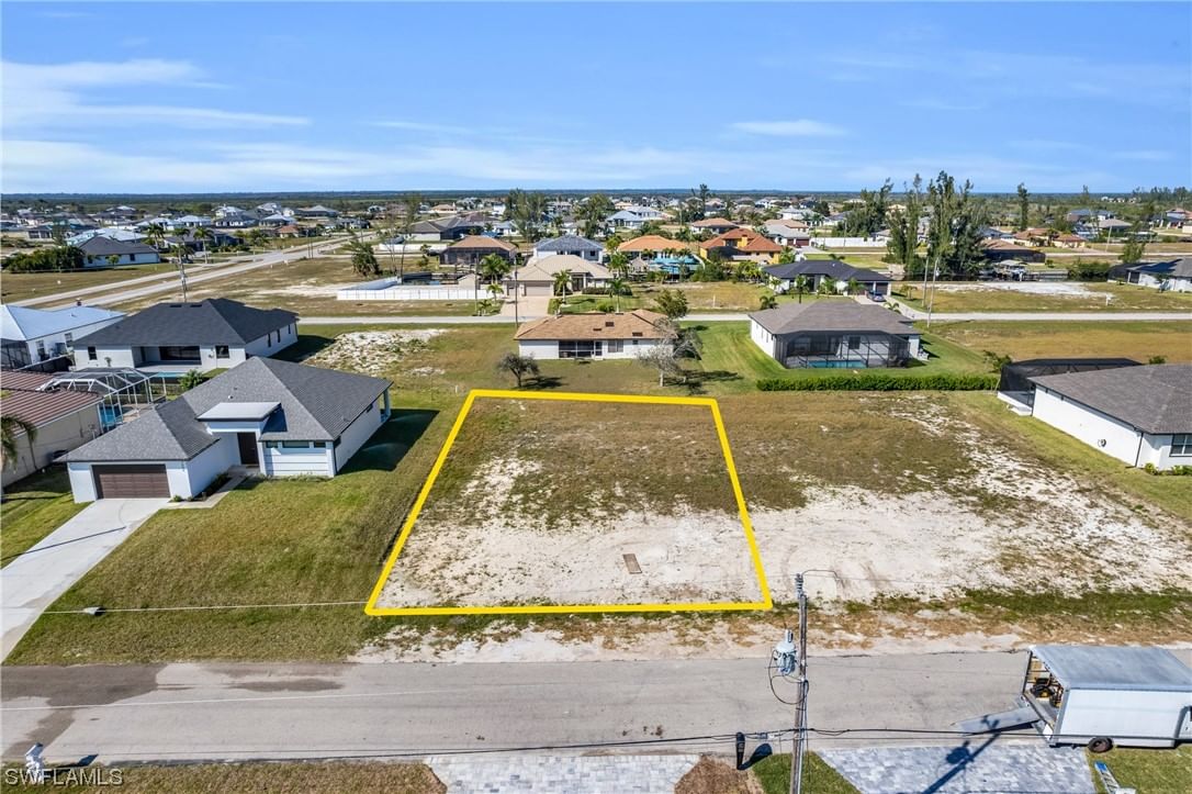1612 NW 38th Avenue, Cape Coral, FL 33993 photo 2