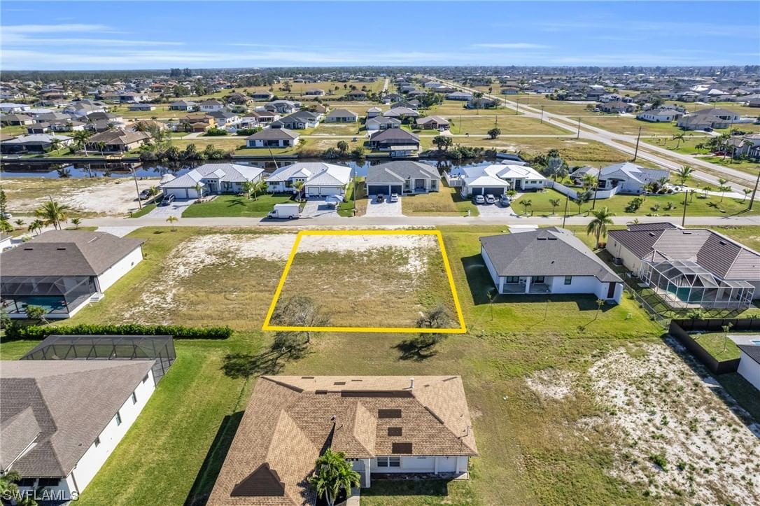 1612 NW 38th Avenue, Cape Coral, FL 33993 photo 3