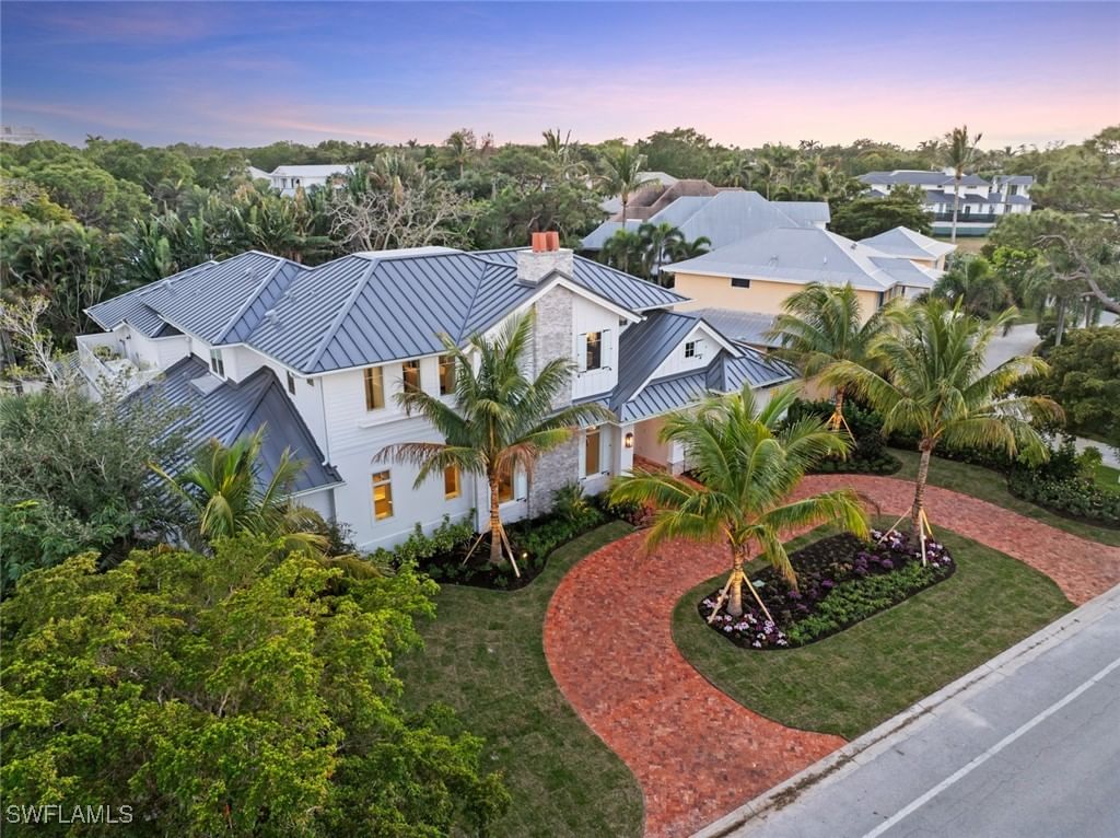 690 7th Avenue N, Naples, FL 34102 photo 3