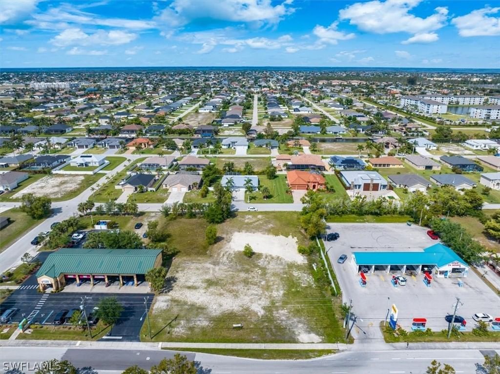 3834 Chiquita Boulevard S, Cape Coral, FL 33914 photo 2