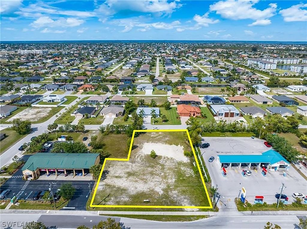 3834 Chiquita Boulevard S, Cape Coral, FL 33914 photo 3