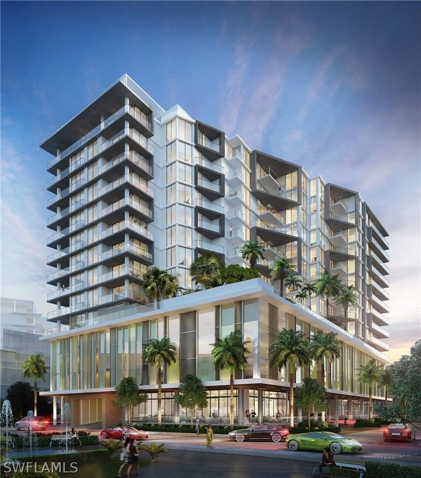 1925 Metropolitan Boulevard #703, Naples, FL 34104