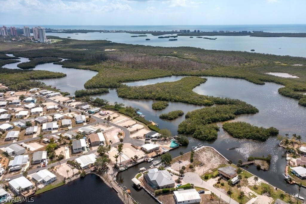 4808 Tahiti Drive, Bonita Springs, FL 34134 photo 4