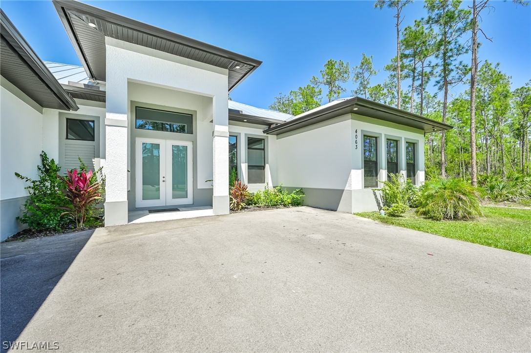 4063 8th Avenue NE, Naples, FL 34120 photo 4