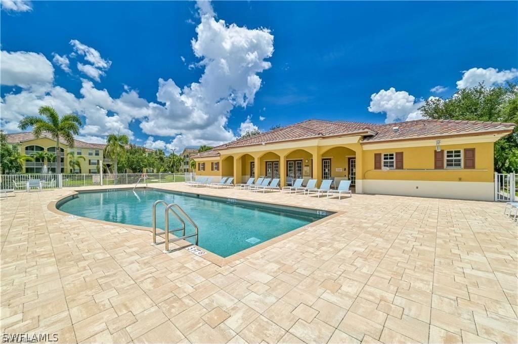 4122 Residence Drive #102, Fort Myers, FL 33901 photo 2