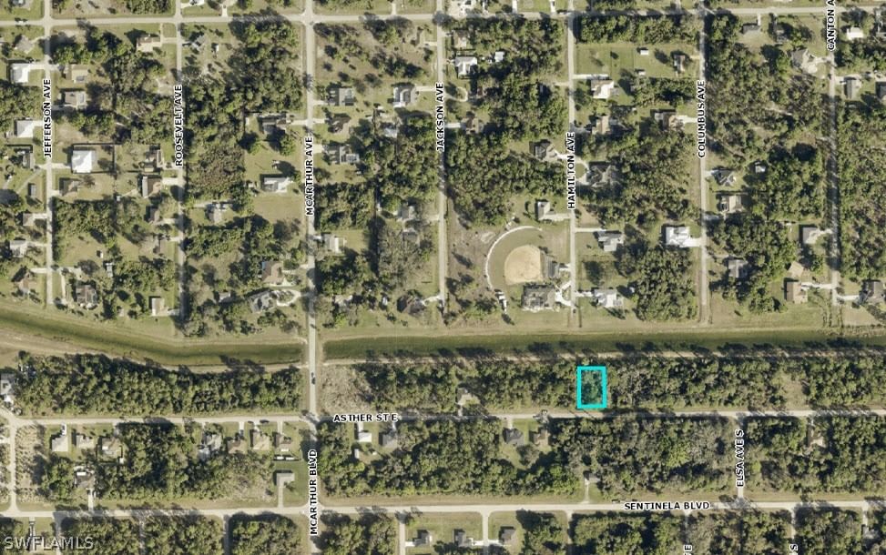1023 Asther Street E, Lehigh Acres, FL 33974 photo 2