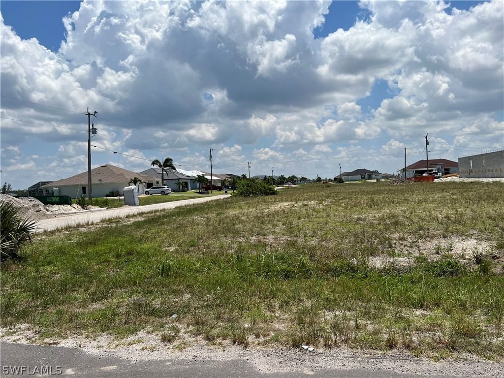 3843 NW 44th Avenue, Cape Coral, FL 33993 photo 2