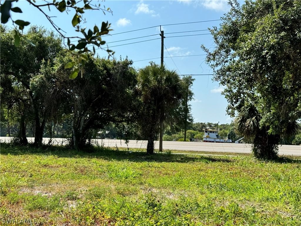 500 Avalon Avenue, Labelle, FL 33935 photo 4