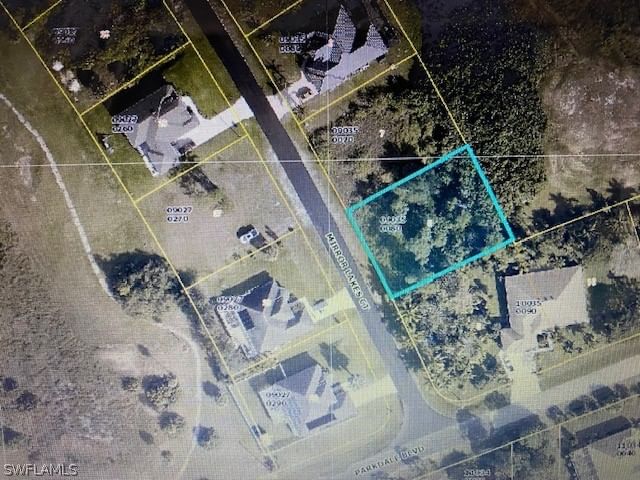 697 Mirror Lakes Court, Lehigh Acres, FL 33974 photo 2