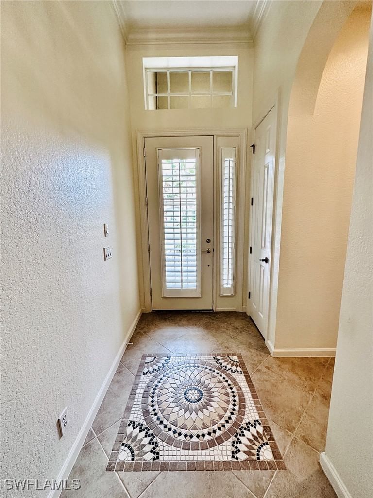 16152 Parque Lane, Naples, FL 34110 photo 4