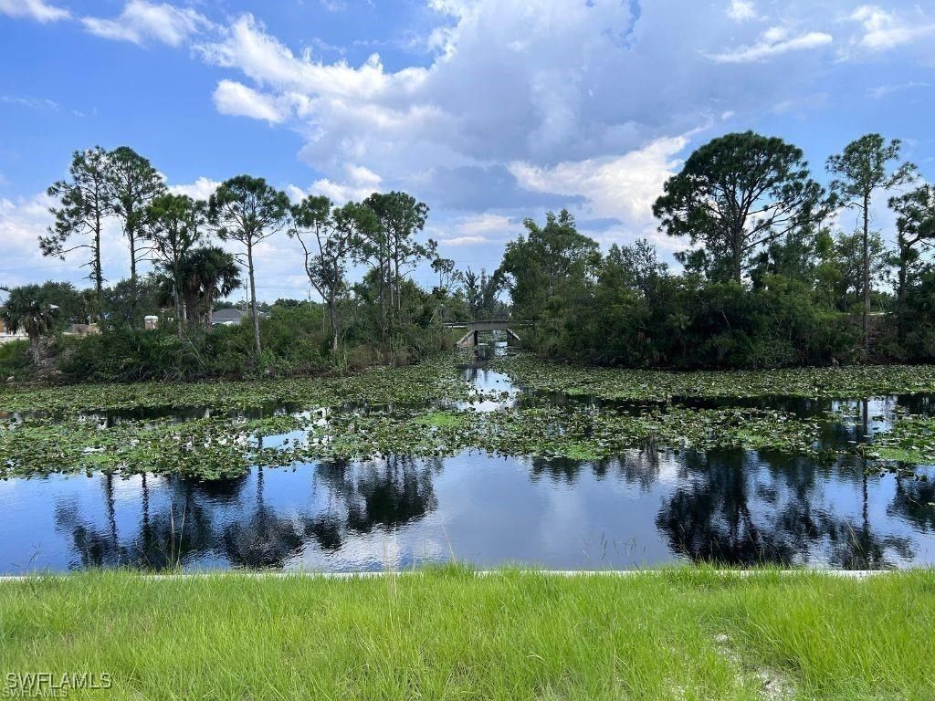2208 NE 44th Street, Cape Coral, FL 33909 photo 2