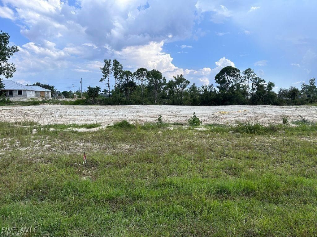 2208 NE 44th Street, Cape Coral, FL 33909 photo 5