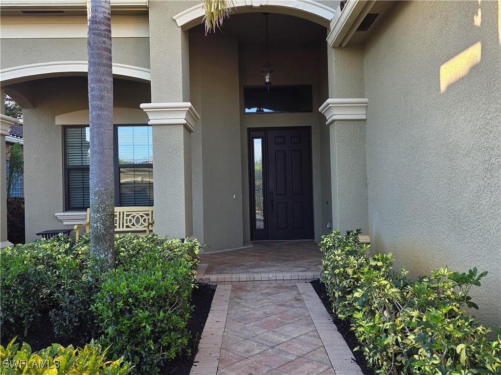 3195 Pacific Drive, Naples, FL 34119 photo 3