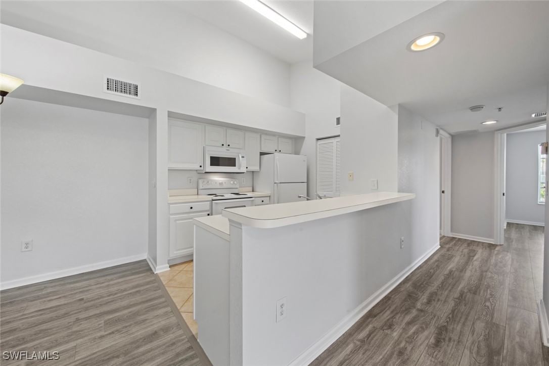 4105 Residence Drive #718, Fort Myers, FL 33901 photo 4