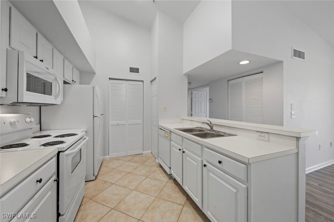 4105 Residence Drive #718, Fort Myers, FL 33901 photo 5