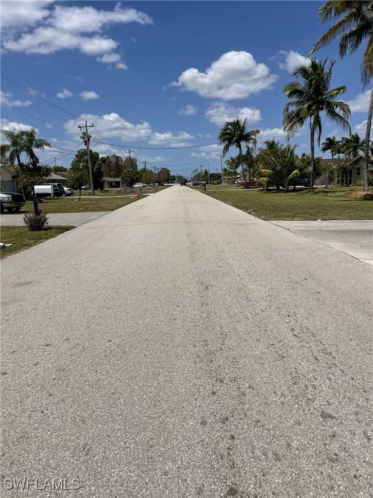 1734 Coral Point Drive, Cape Coral, FL 33990 photo 3