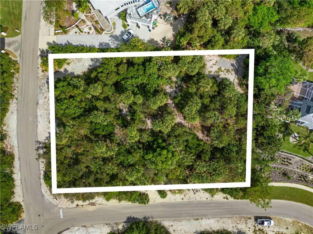1130 Caxambas Drive, Marco Island, FL 34145 photo 2
