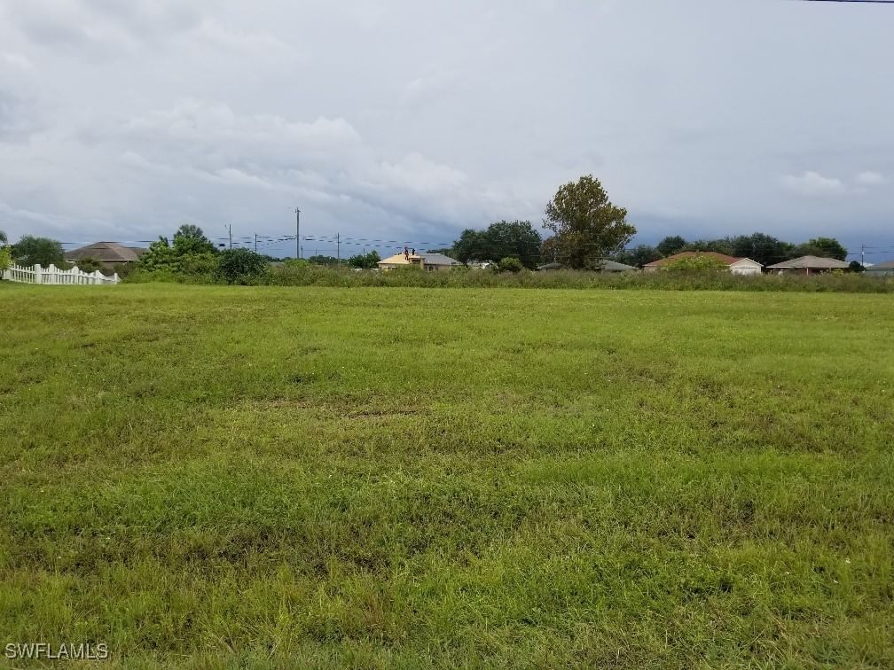 1423 NE 20th Avenue, Cape Coral, FL 33909 photo 3