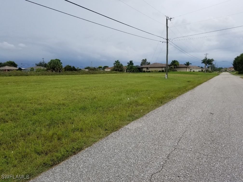 1423 NE 20th Avenue, Cape Coral, FL 33909 photo 4