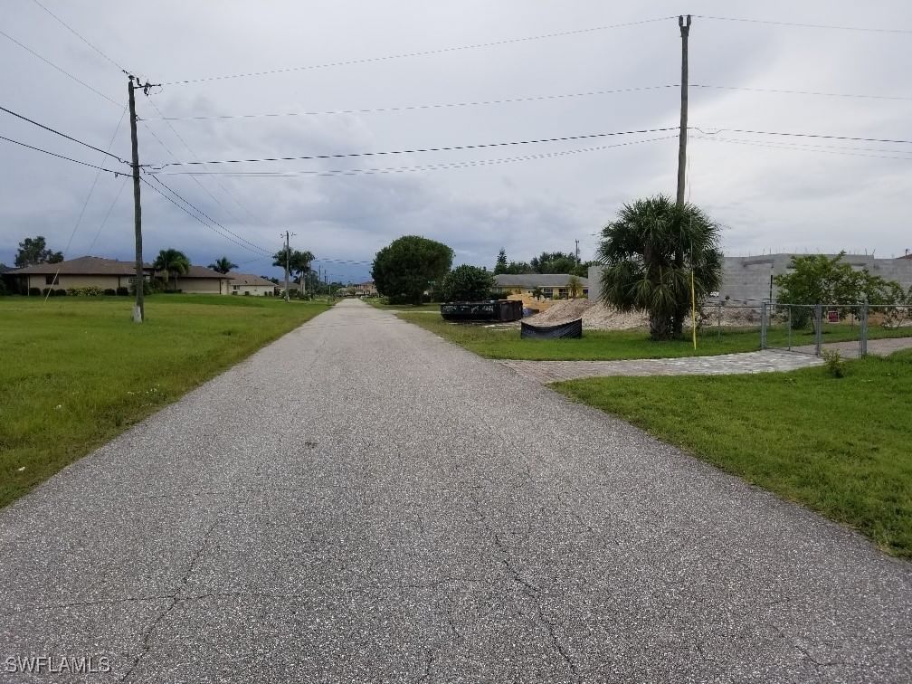 1423 NE 20th Avenue, Cape Coral, FL 33909 photo 5