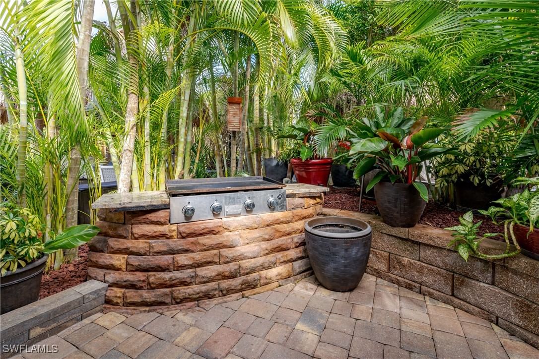 13446 Ladyfish Lane, Naples, FL 34114 photo 4