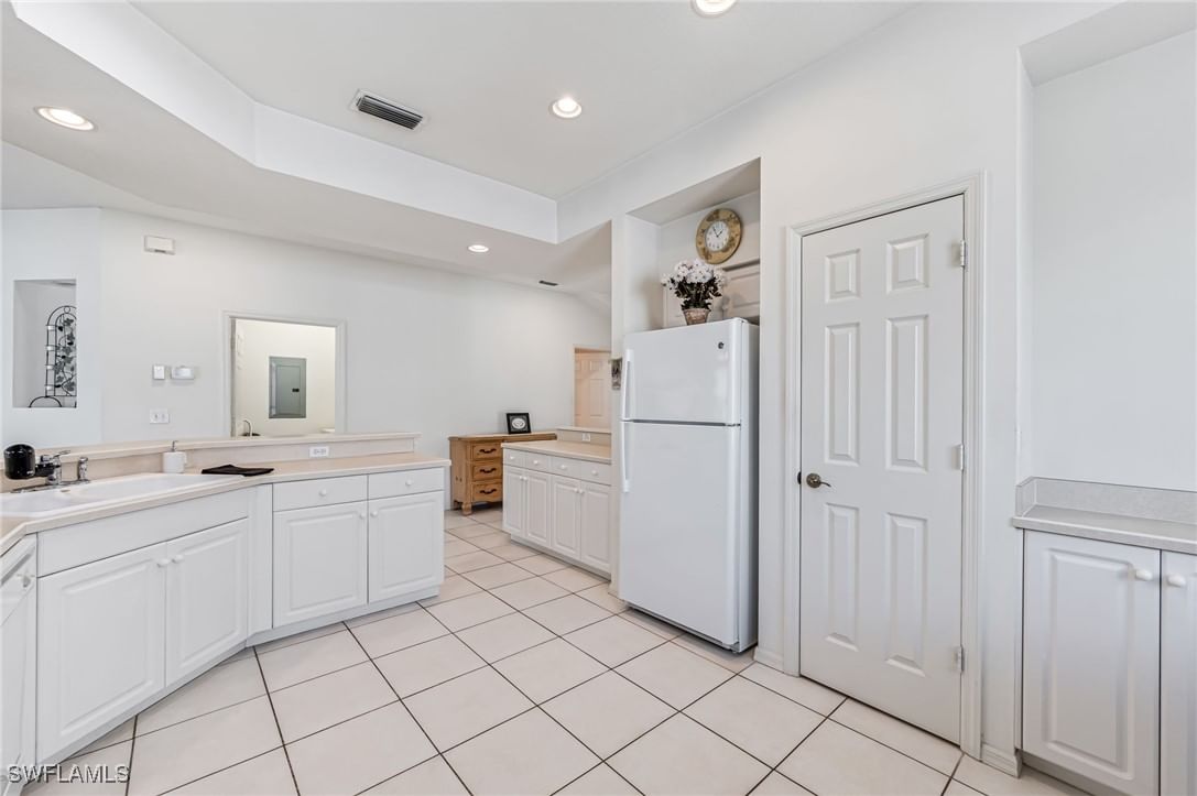 25778 Lake Amelia Way #201, Bonita Springs, FL 34135 photo 5