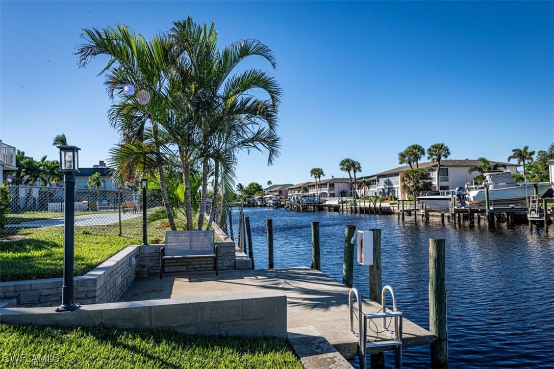 843 SE 46th Lane #1, Cape Coral, FL 33904 photo 2