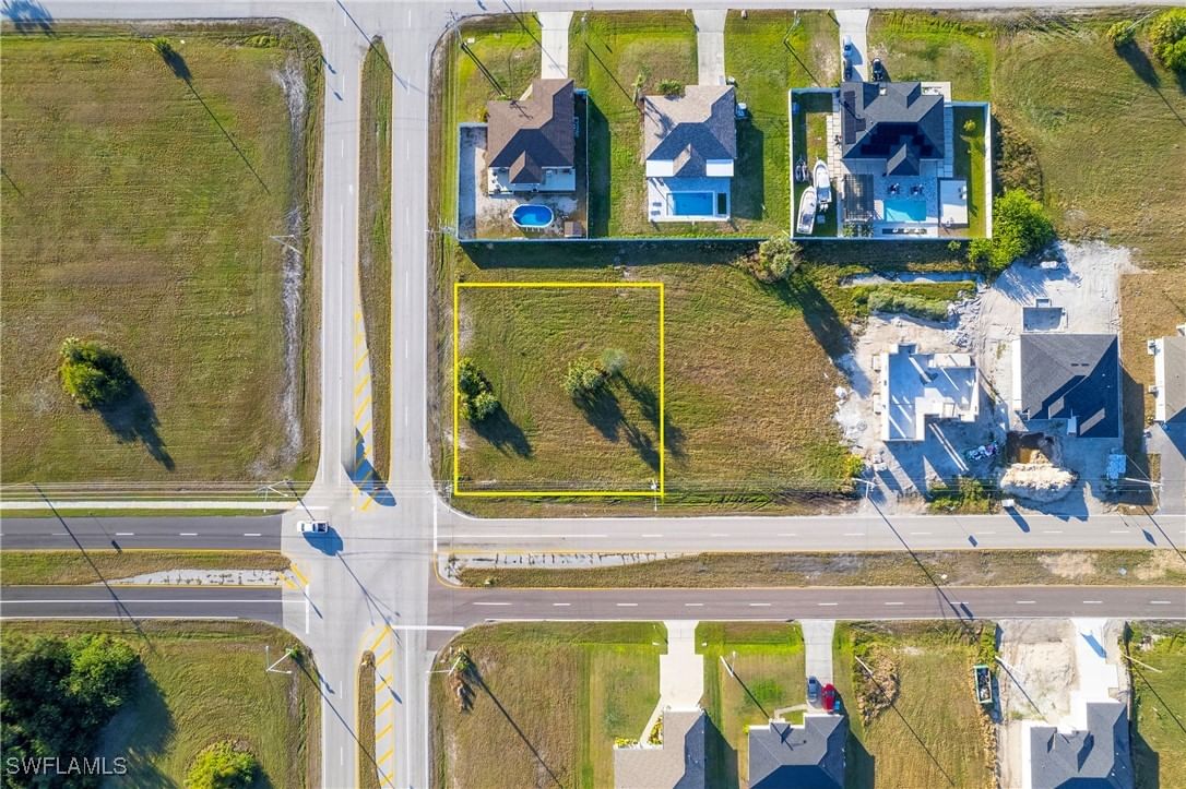 4 El Dorado Boulevard N, Cape Coral, FL 33993 photo 3