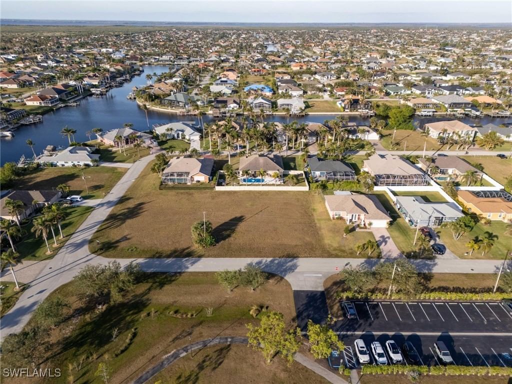 5304 SW 17th Place, Cape Coral, FL 33914 photo 4