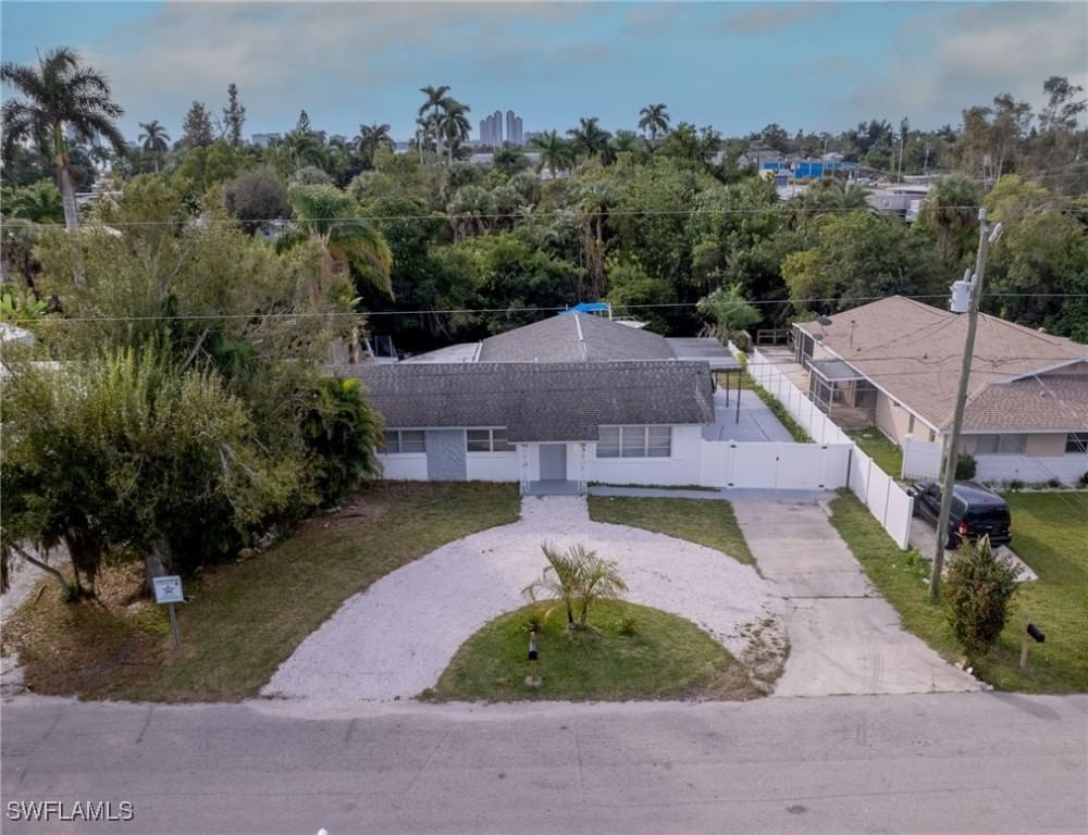 60 Cardinal Drive, North Fort Myers, FL 33917 photo 3