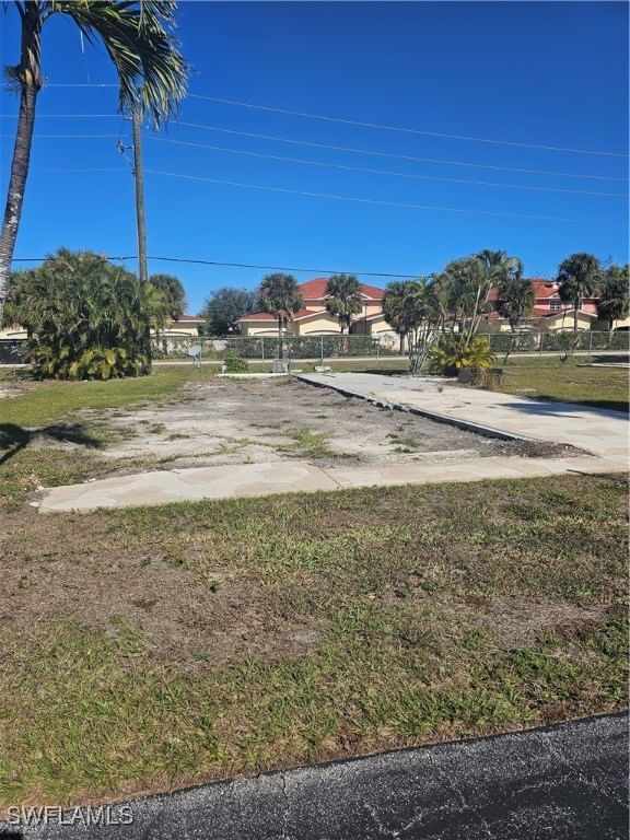 22 Williamsburg Way, Fort Myers, FL 33908 photo 3