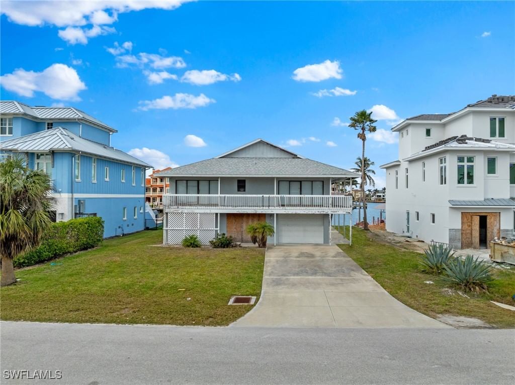 259 Trade Winds Avenue, Naples, FL 34108 photo 2