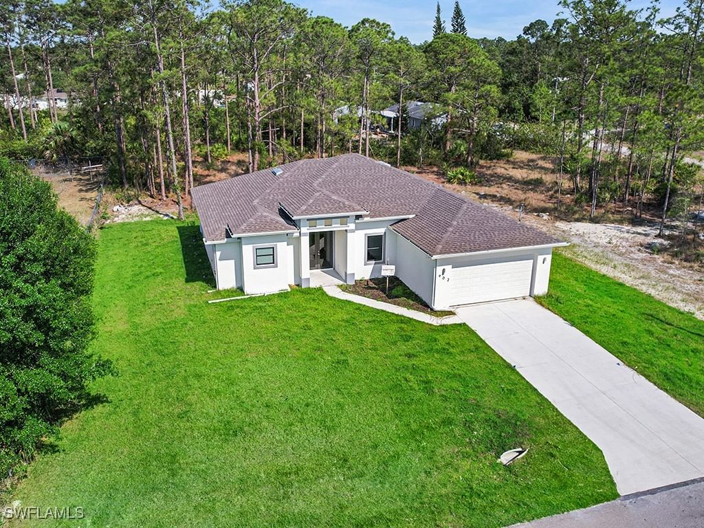 902 Williams Avenue, Lehigh Acres, FL 33972 photo 2