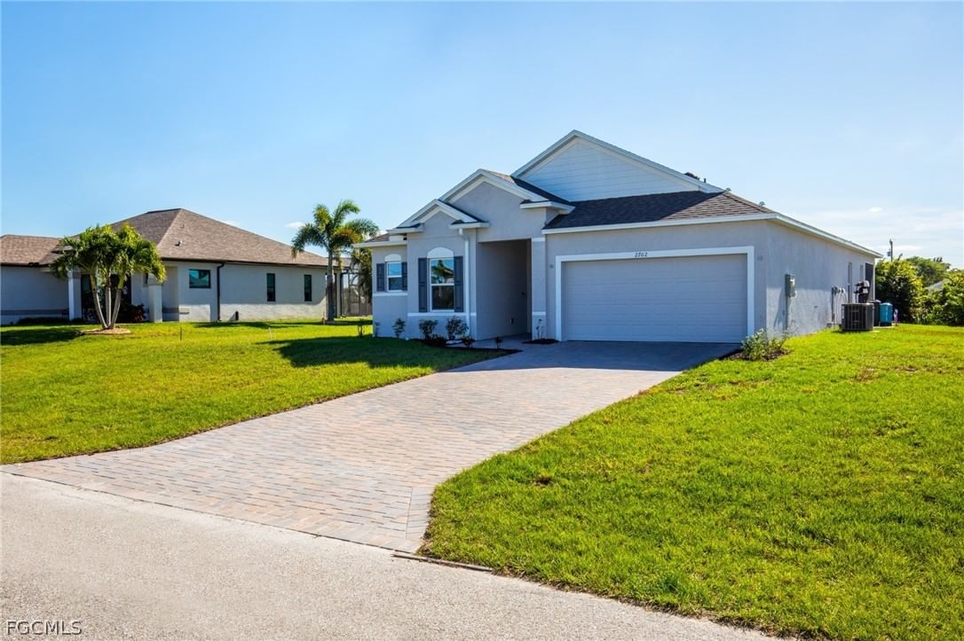 2702 NW 1st Terrace, Cape Coral, FL 33993 photo 2