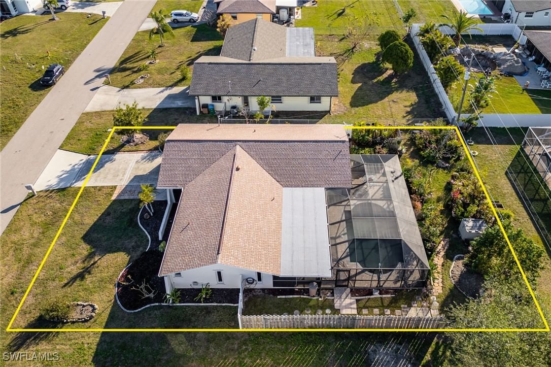 1404 SE 22nd Terrace, Cape Coral, FL 33990 photo 2