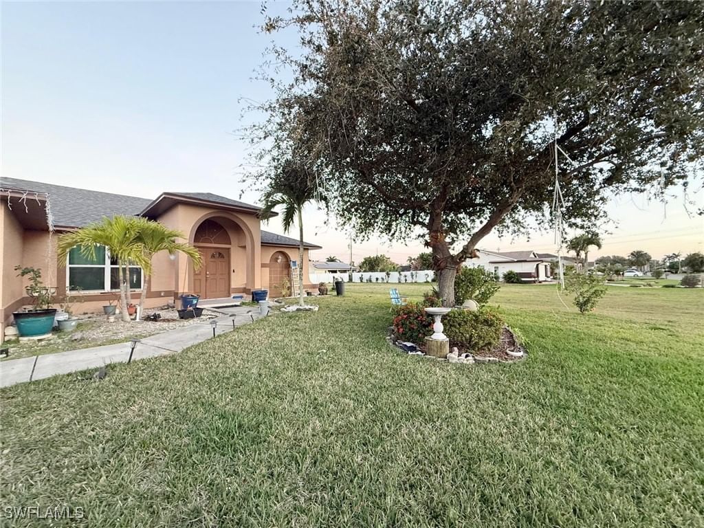 3915 SW 1st Place, Cape Coral, FL 33914 photo 5