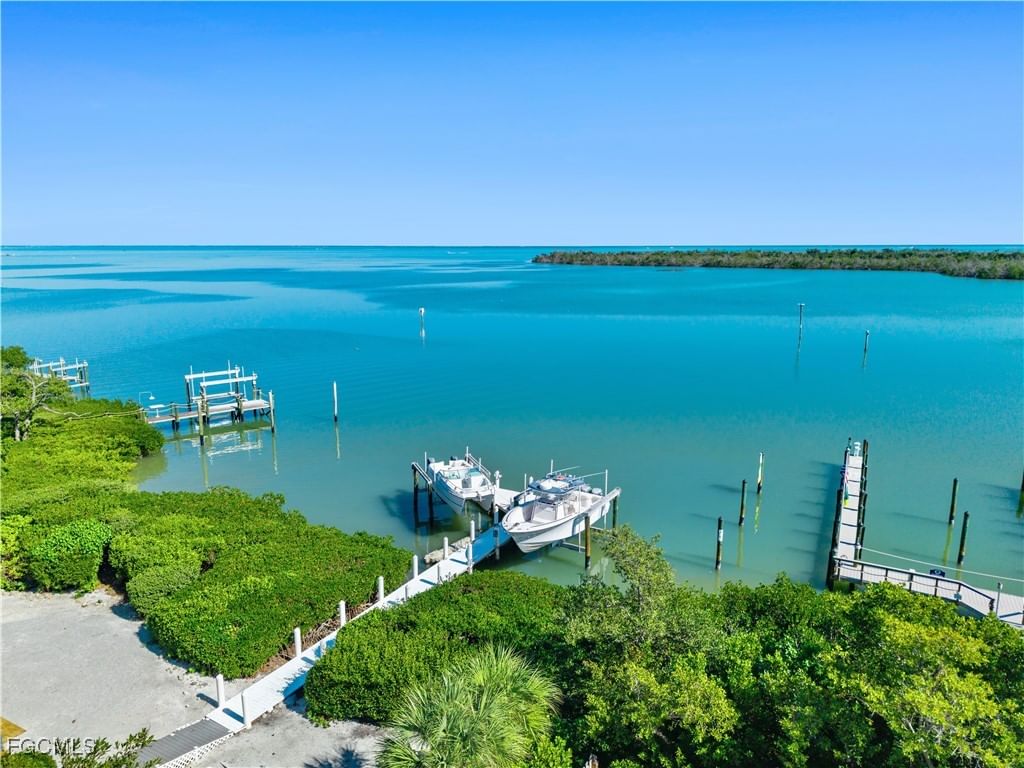 15899 Captiva Drive, Captiva, FL 33924 photo 2