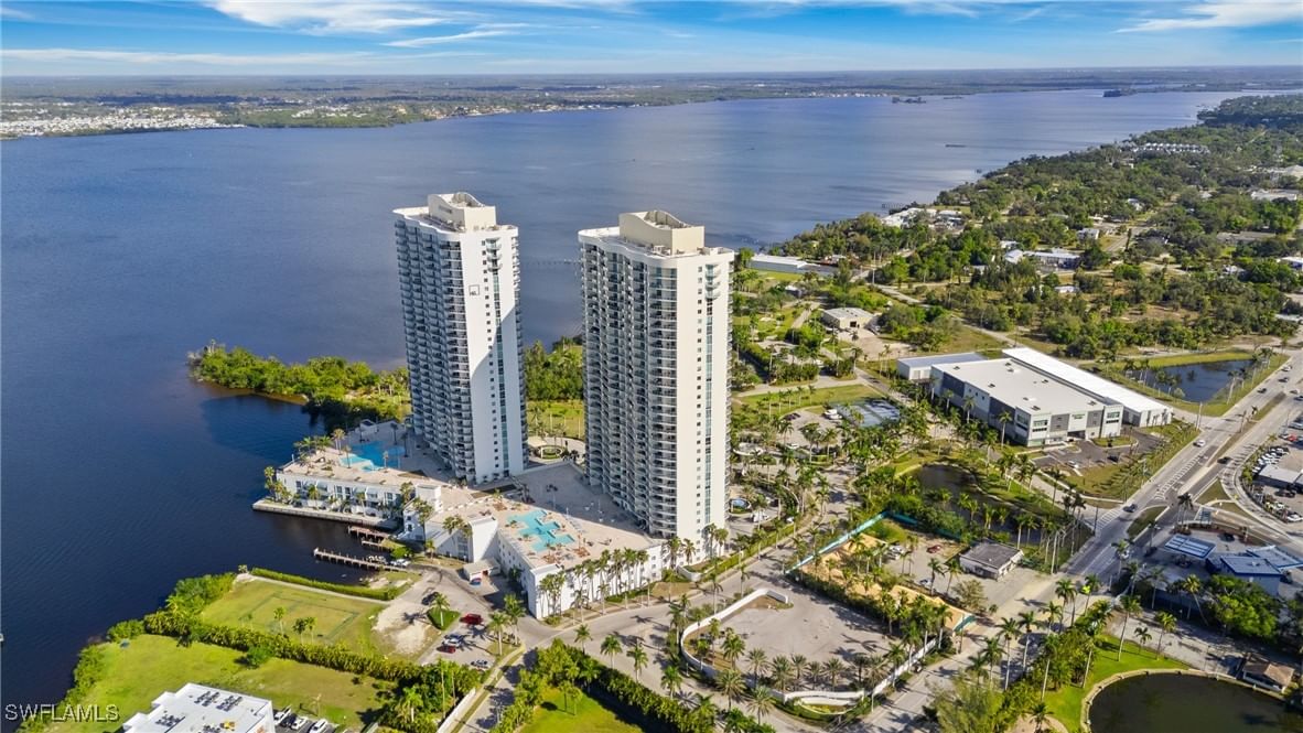 3000 Oasis Grand Boulevard #2203, Fort Myers, FL 33916 photo 5