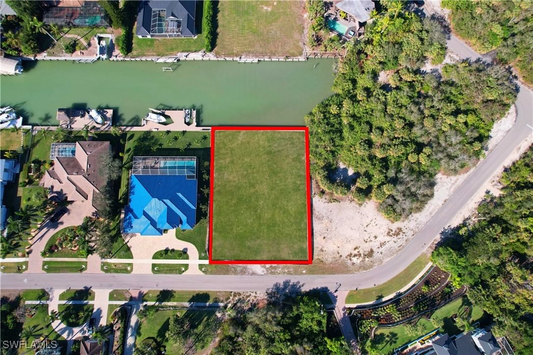 1115 Caxambas Drive, Marco Island, FL 34145 photo 4