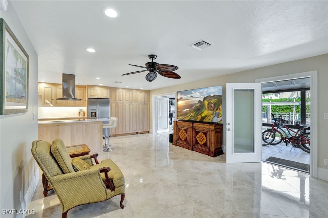 1405 Curlew Avenue #3, Naples, FL 34102 photo 4