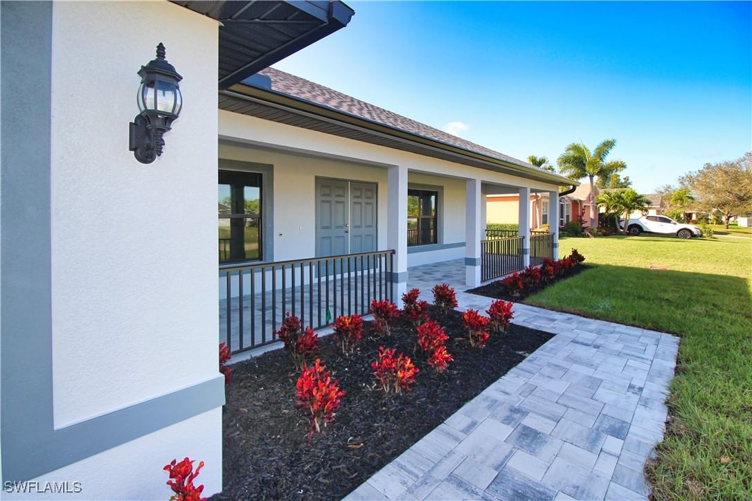 2314 SW 18th Street, Cape Coral, FL 33991 photo 2