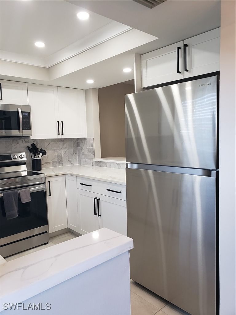 5435 Rattlesnake Hammock Road #E-102, Naples, FL 34113 photo 3