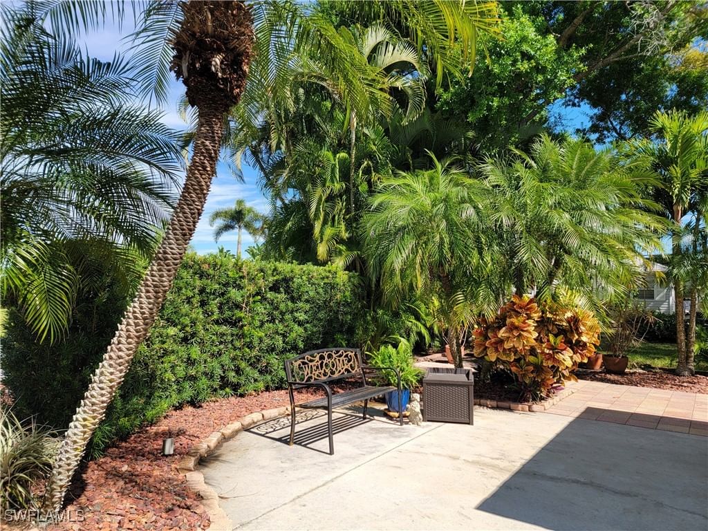 5761 Brightwood Drive, Fort Myers, FL 33905 photo 4